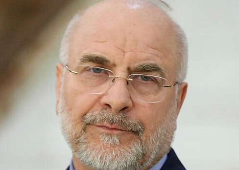 Negociatorul-şef iranian Mohammad Baqer Qalibaf spune că țara sa este pregătită de apărare totală și că nu va capitula