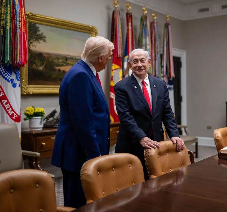 Netanyahu se &icirc;nt&acirc;lneşte marţi cu Trump la Casa Albă, &icirc;n contextul &icirc;n care sondajele &icirc;i sunt defavorabile