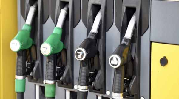 Noi scumpiri la pompă &icirc;n Rom&acirc;nia, după blocarea exporturilor de petrol din Kazahstan