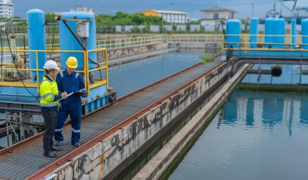 O țară din Europa nu are suficientă apă pentru inteligența artificială: centrele de date consumă milioane de litri pe zi