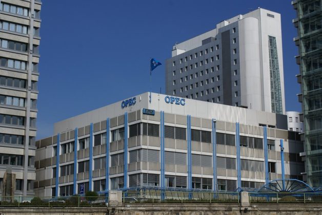 OPEC estimează că industria petrolieră va avea nevoie de investiții de 17.700 de miliarde de dolari p&acirc;nă &icirc;n 2050