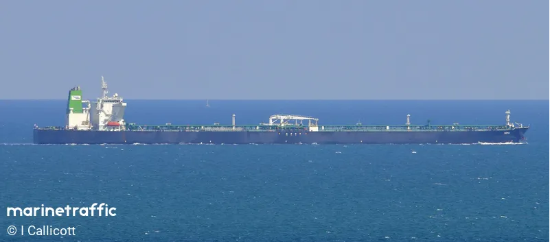 Patru petroliere iraniene &icirc;ncărcate cu țiței au traversat luni Str&acirc;mtoarea Ormuz &icirc;n ciuda blocadei americane