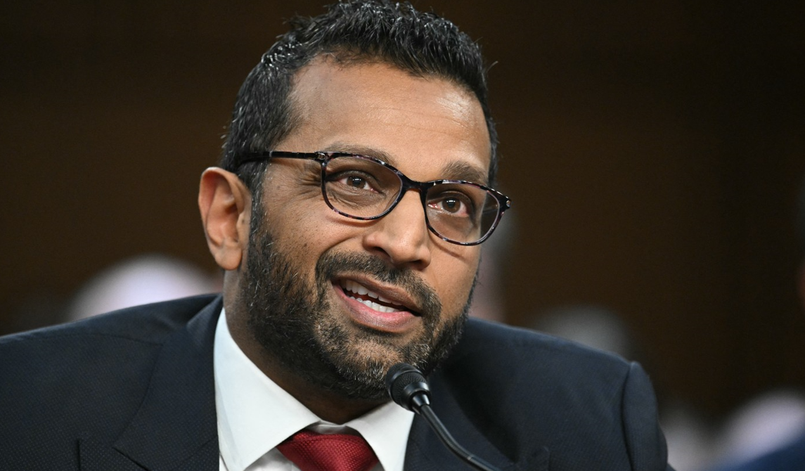 Pentru prima dată &icirc;n 13 ani, Trump intenționează să-l trimită pe șeful FBI &icirc;n Rusia. C&acirc;nd ar putea avea loc vizita lui Kash Patel