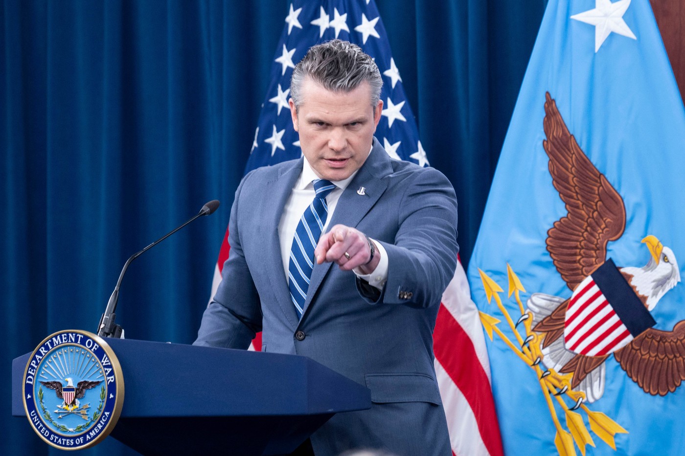 Pete Hegseth acuză China şi Rusia că sprijină &bdquo;la niveluri diferite&rdquo; Iranul &icirc;n război