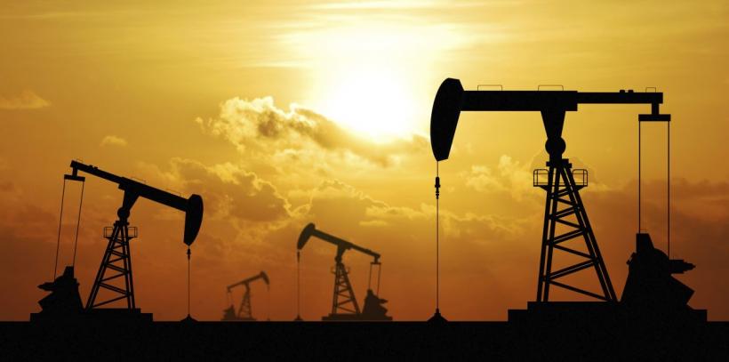Petrolul sare de 114 dolari, ignorând ieșirea istorică a EAU din OPEC