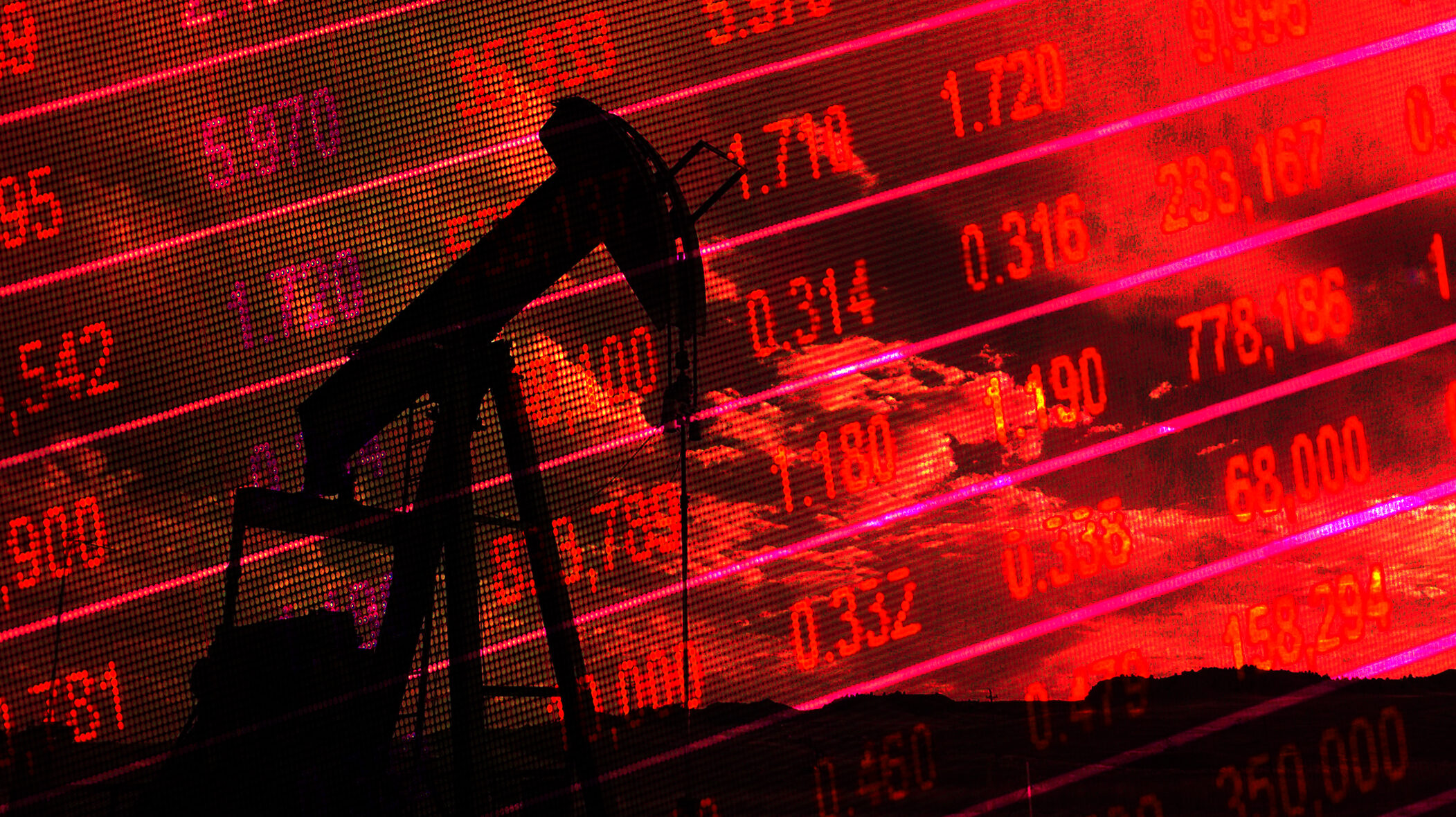 Piața de petrol intră &icirc;ntr-o perioadă de deficit sever. Rezervele mondiale se golesc accelerat
