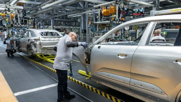 Porsche concediază 5.000 de angajați pentru a reduce cheltuielile