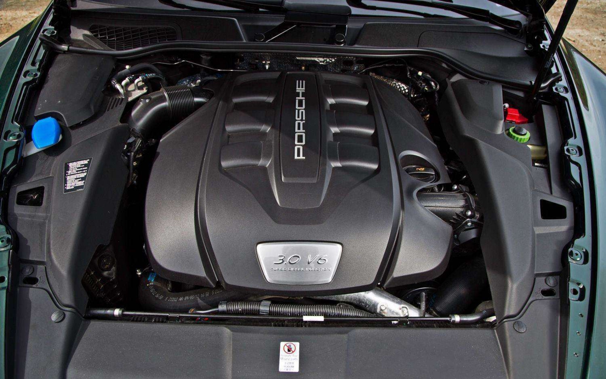 Porsche taie 9.000 de locuri de muncă p&acirc;nă &icirc;n 2035. Criza din China și competiția acerbă forțează restructurarea
