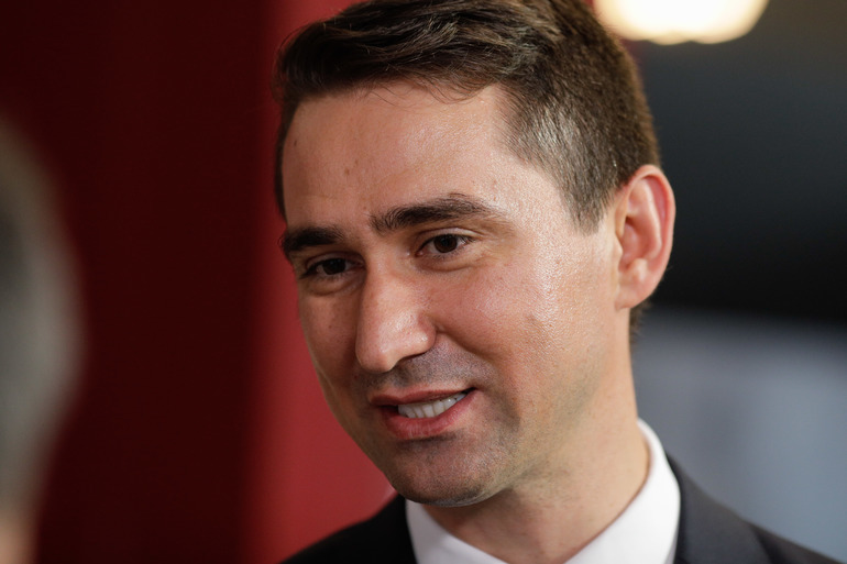 Poșta Rom&acirc;nă intră pe piața tiparului și estimează venituri de 5-10 milioane de euro anual. CEO: Primim comenzi de cărți pentru c&acirc;teva zeci de exemplare