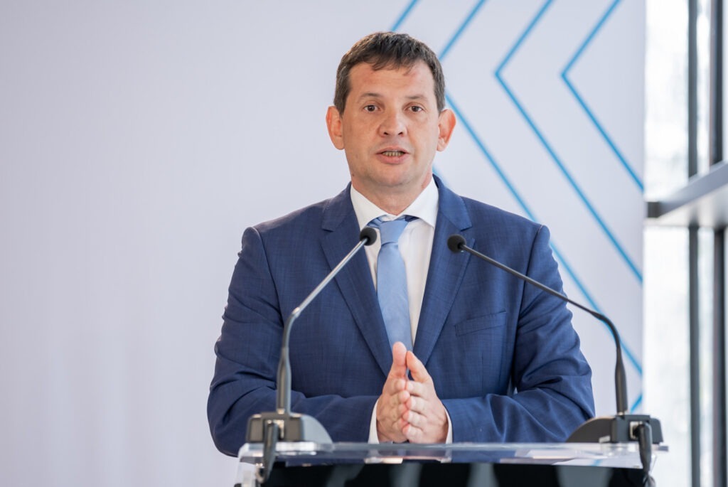 Premier Energy &icirc;l numește pe fostul director general al Bursei de Valori București, Adrian Tănase, membru interimar &icirc;n Consiliul de Administrație
