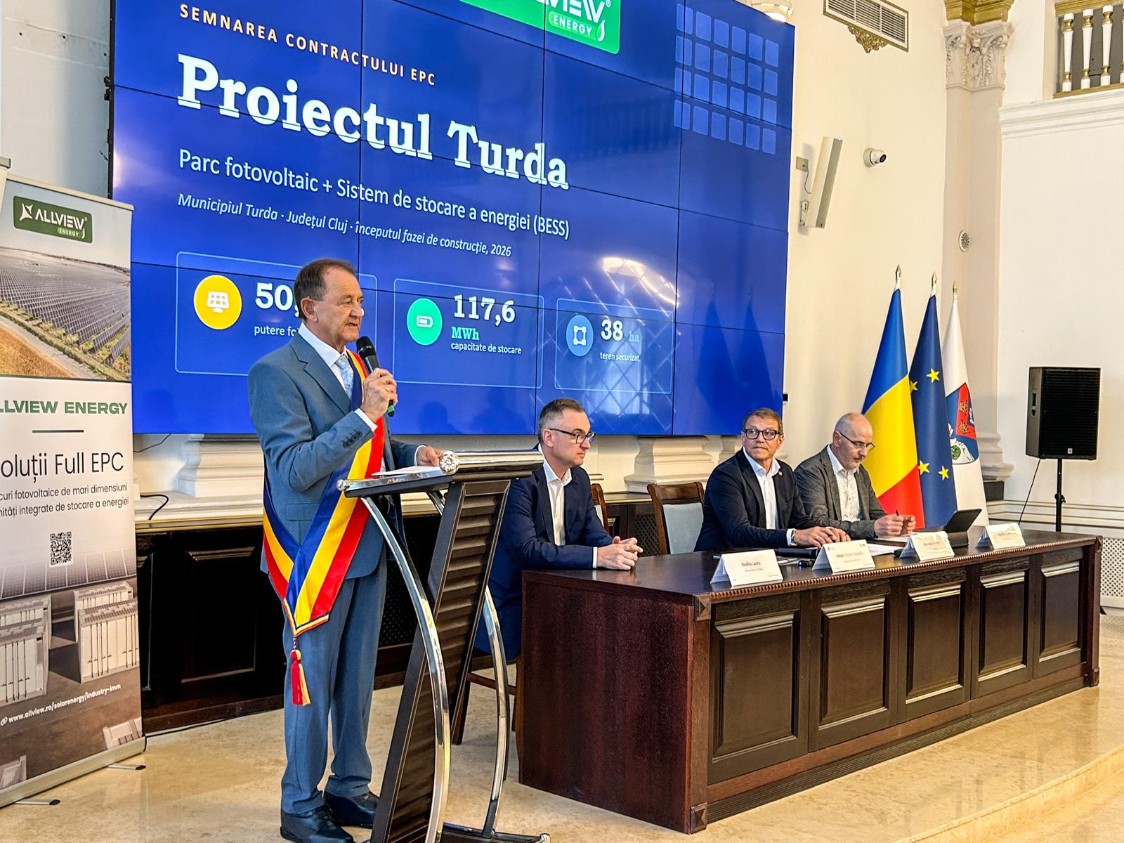 PRESEE a semnat contractele EPC pentru construcția parcului fotovoltaic cu stocare de la Turda cu ALLVIEW ENERGY; Investiția totală &icirc;n proiect &ndash; aproximativ 40 de milioane de euro