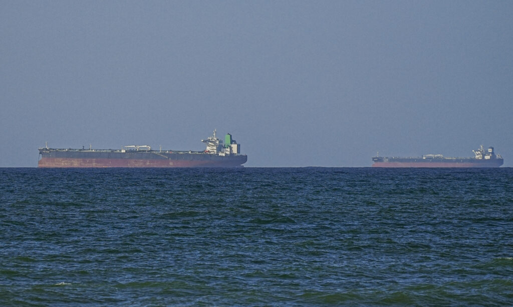 Prețul petrolului atinge minimul ultimelor două săptămâni pe fondul speranțelor unui acord SUA-Iran