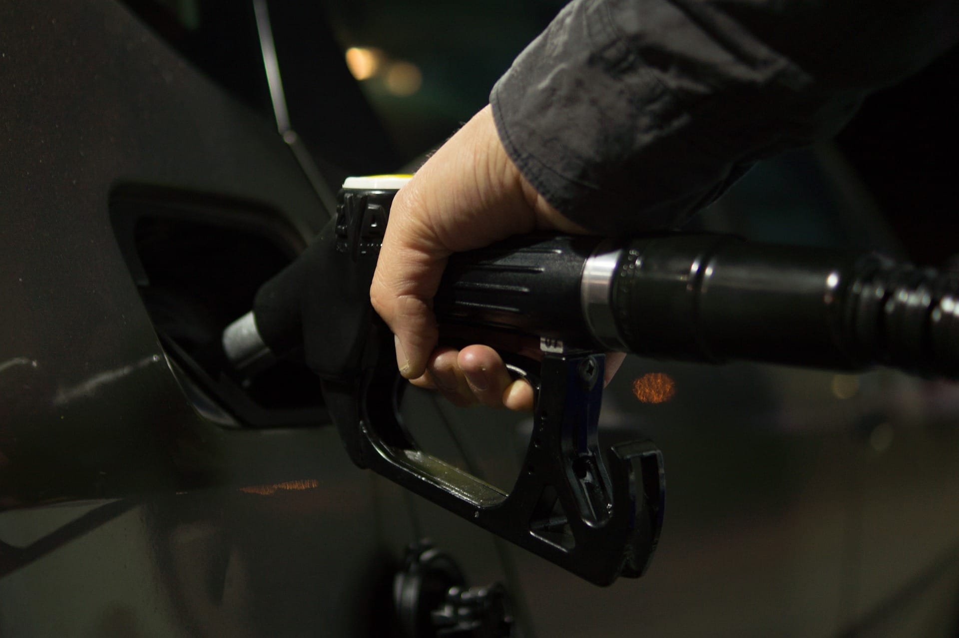 Problemele de pe piaţa de motorină din Europa se vor agrava, avertizează analiştii băncii Morgan Stanley