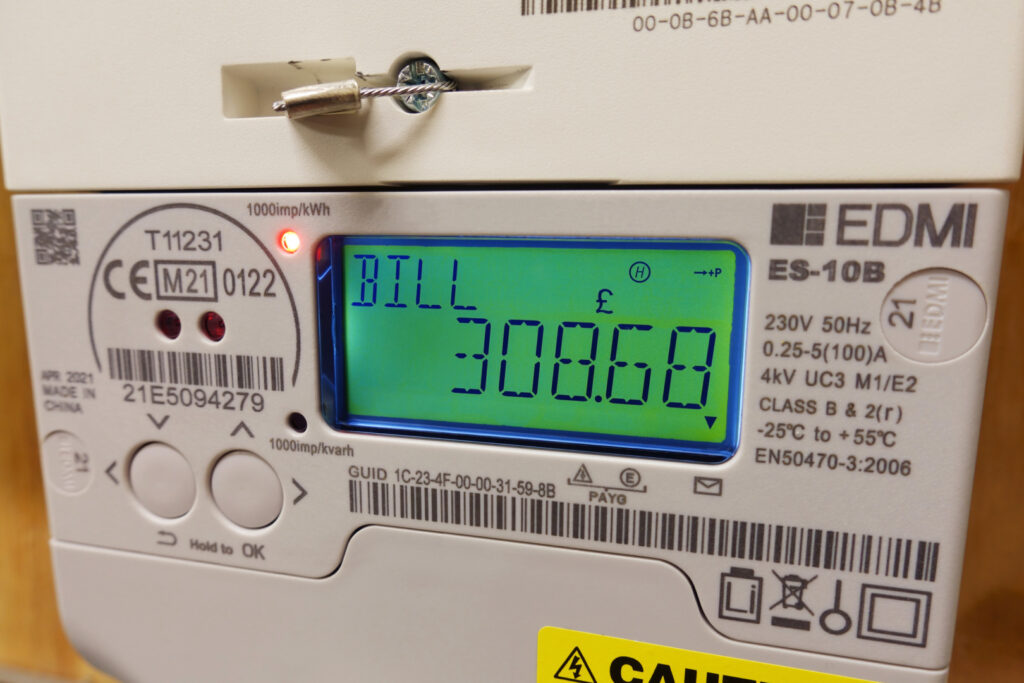 Producția de energie &icirc;n Rom&acirc;nia a scăzut &icirc;n primele cinci luni din 2026. Consumul populației a cobor&acirc;t cu peste 11%
