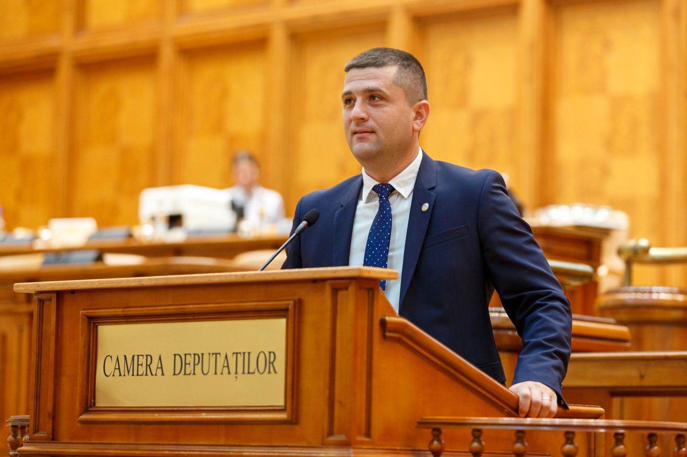 Radu Miruţă: Securitatea Rom&acirc;niei nu se apără prin sloganuri şi teorii conspiraţioniste