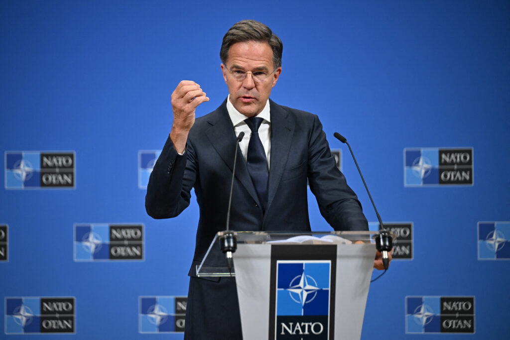 Răspunsul șefului NATO atunci c&acirc;nd a fost &icirc;ntrebat despre un posibil atac nuclear al rușilor &icirc;n Ucraina
