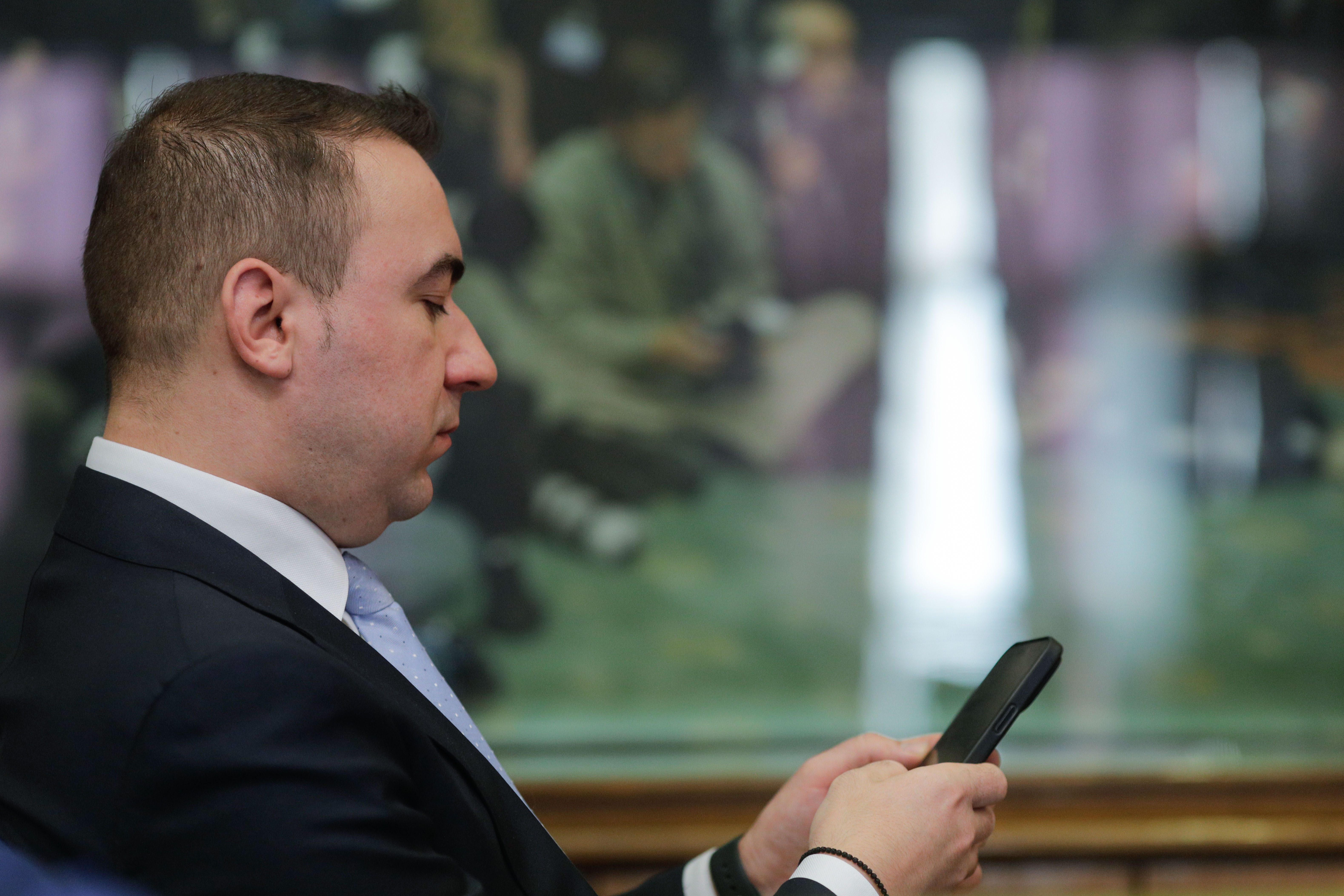 Reacția lui Bogdan Ivan după anunțul lui Ilie Bolojan privind contoarele inteligente și capacitățile de stocare a energiei