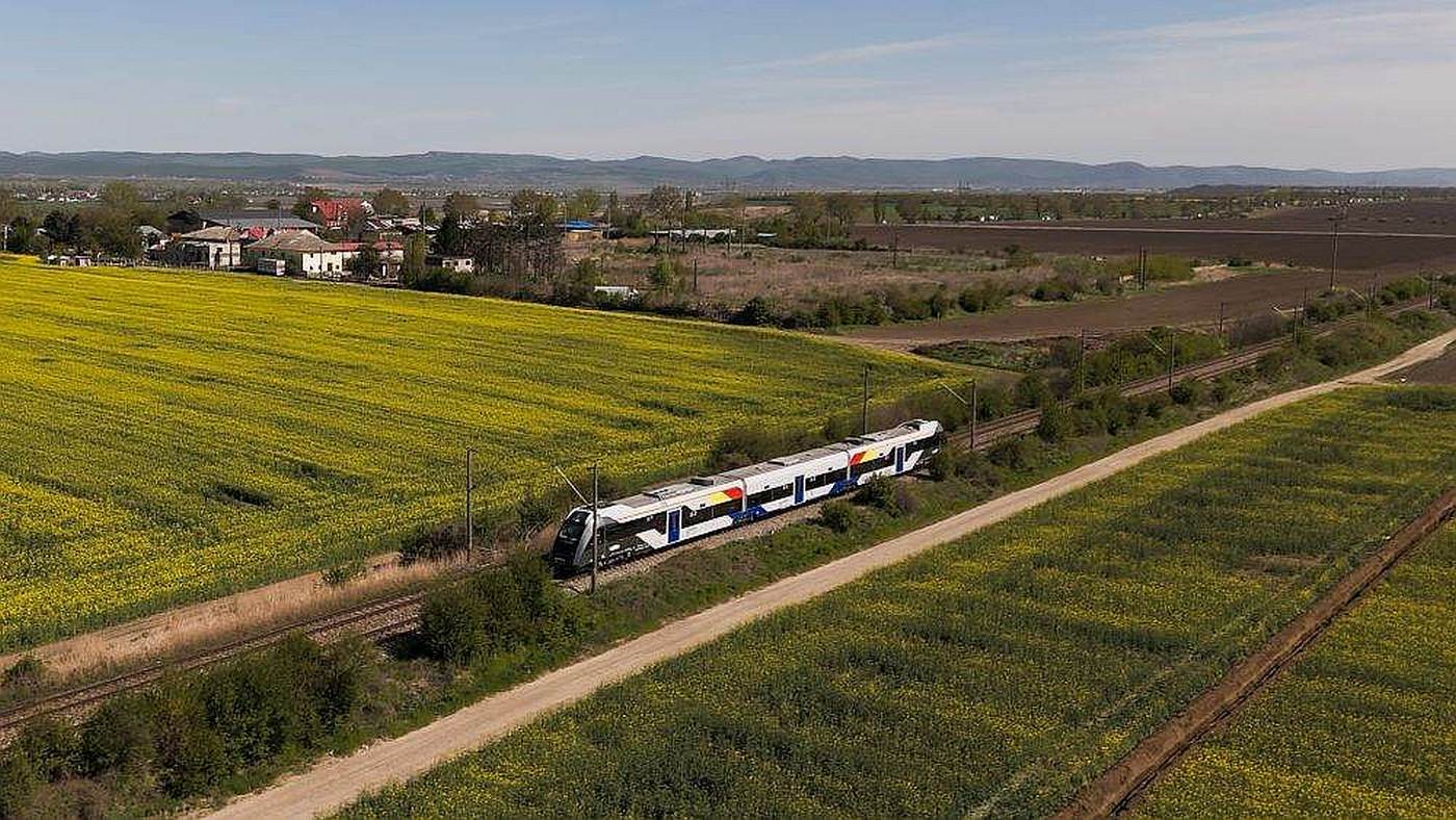 Reloc Craiova livrează companiei CFR Călători ultima locomotivă electrică modernizată prin PNRR