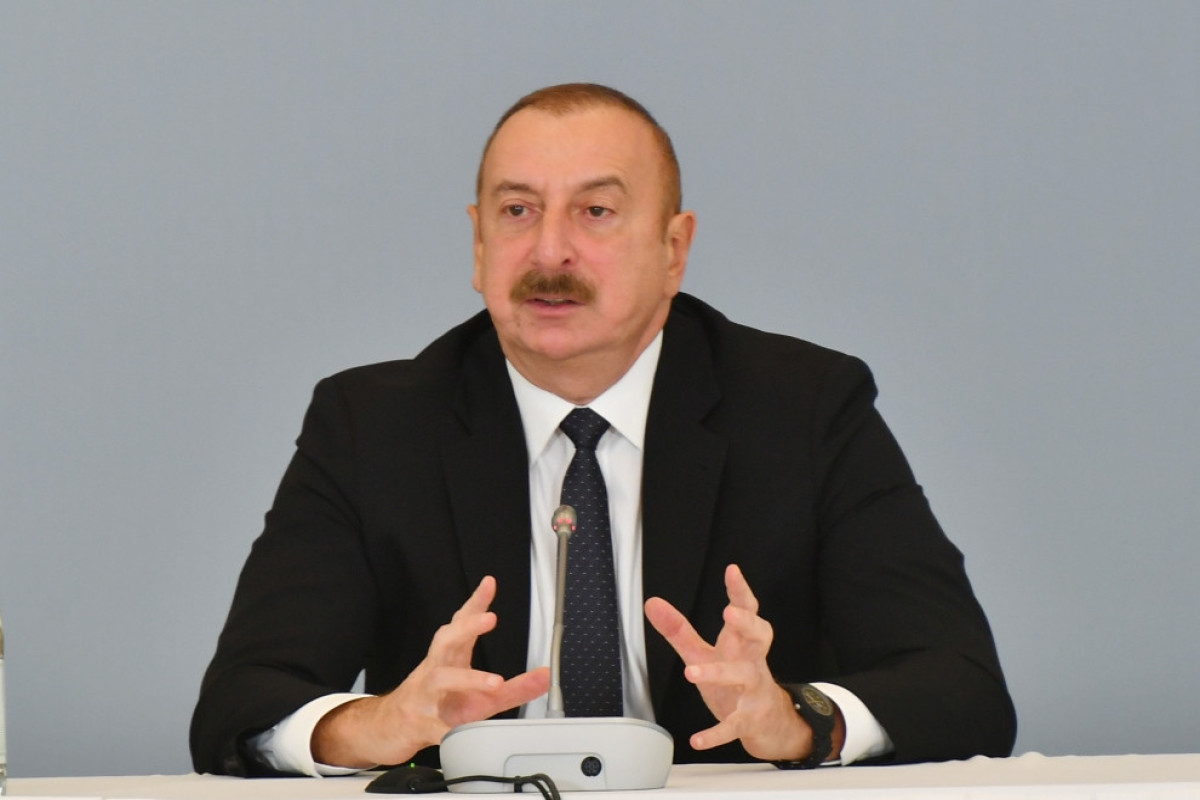 Reprezentanţi din Germania şi Rusia au organizat o &icirc;nt&acirc;lnire secretă la Baku cu privire la războiul din Ucraina, susţine preşedintele Azerbaidjanului