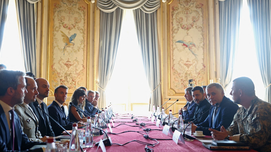 Reuniune crucială a Coaliției de Voință la Paris, unde participă și Nicușor Dan. Macron: &bdquo;Orchestrăm trezirea strategică a Europei&rdquo;