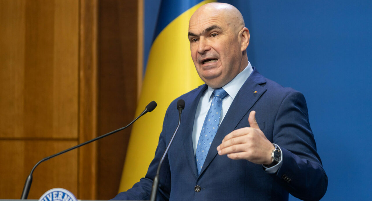 Rom&acirc;nia caută alternative la petrolul kazah și soluții pentru prețul carburanților. Bolojan: Aprovizionarea e asigurată două săptăm&acirc;ni