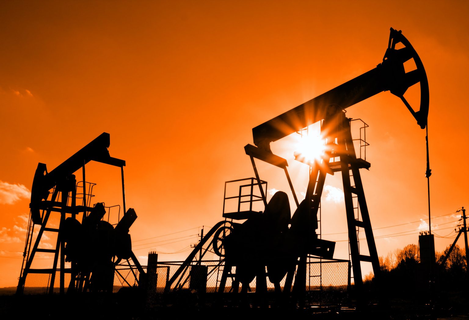 Rom&acirc;nia, fără cea mai importantă sursă de petrol. Expert: Rute alternative pentru țițeiul din Kazahstan nu sunt