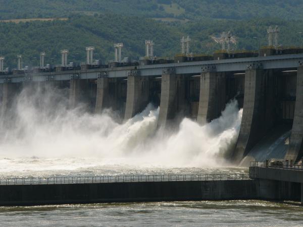 Rom&acirc;nia și Serbia au semnat memorandumul pentru Porțile de Fier 3. Bolojan: &bdquo;Energia a devenit un aspect de securitate. Prețurile mari afectează companiile și cetățenii&rdquo;