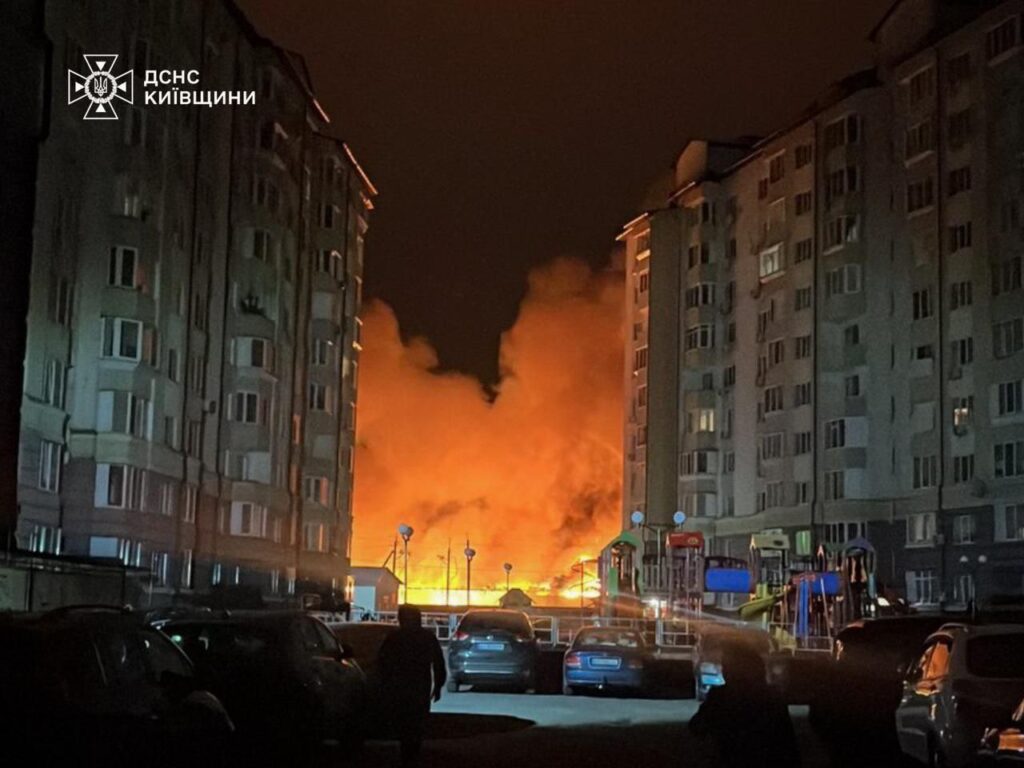 Rusia a atacat Ucraina cu 157 de drone și două rachete &icirc;n noaptea de vineri spre s&acirc;mbătă / Atacul vine la o zi după un alt bombardament de amploare lansat de Moscova