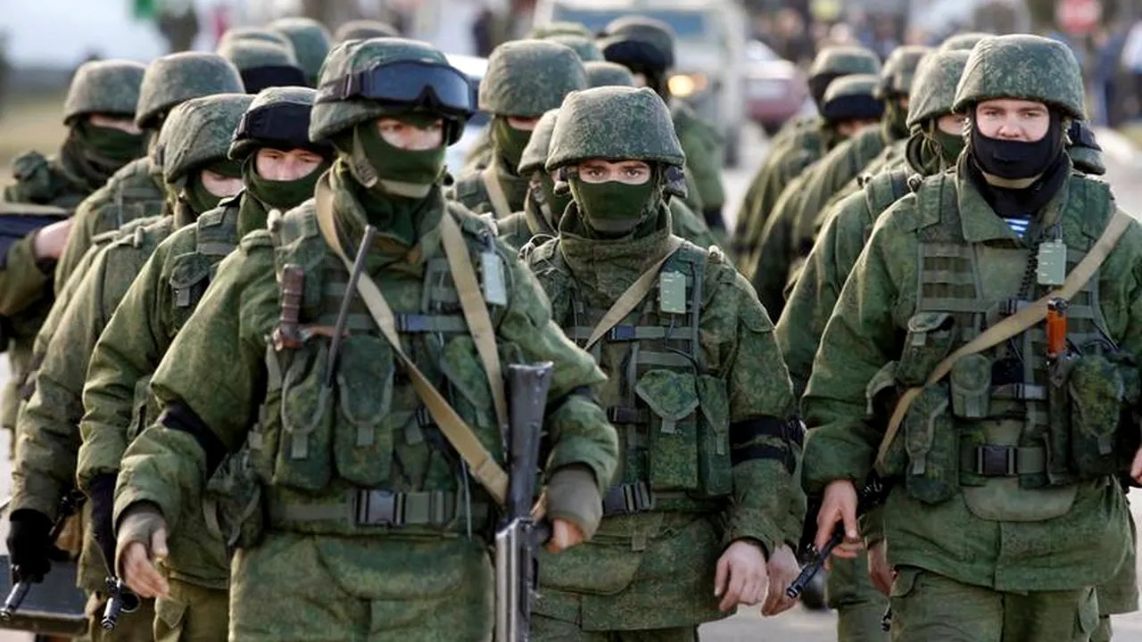 Rusia pregătește mobilizarea a 500.000 de oameni &icirc;n această toamnă. Kievul avertizează că Moscova ar putea deschide un nou front