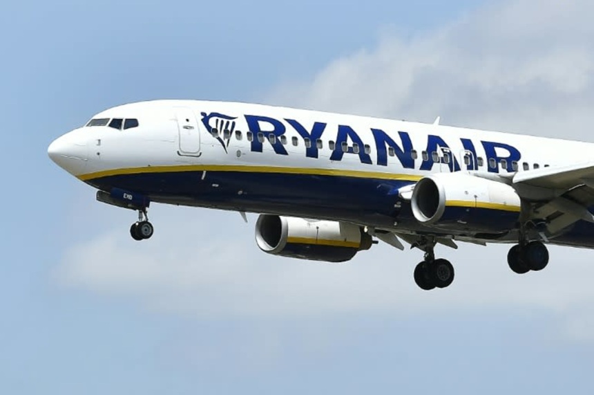 Ryanair: Nu există o lipsă de turişti, &icirc;nsă războiul cu Iranul a redus profitul companiei