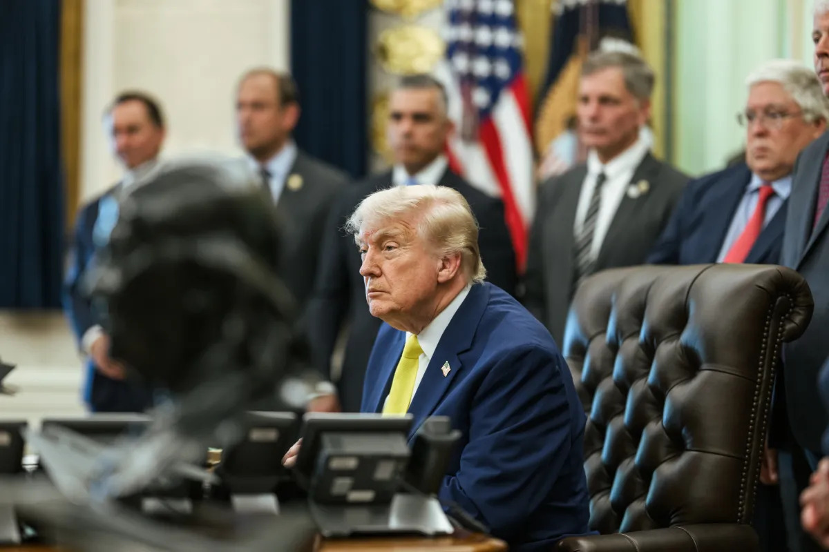 Schimbarea de regim &icirc;n Iran, din nou pe masa lui Trump