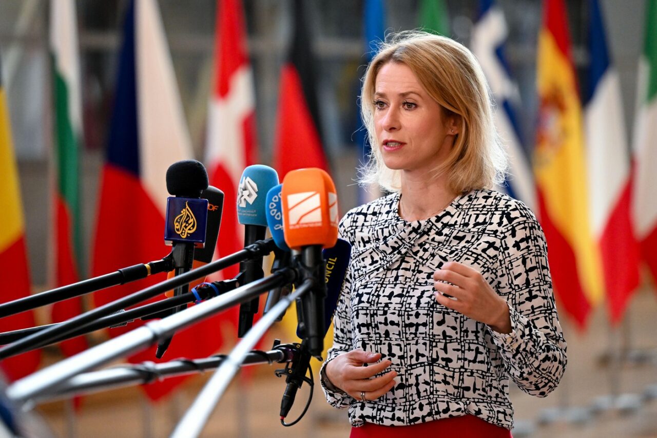 Șefa diplomației europene, Kaja Kallas, anunță că UE va cere lămuriri de la Washington cu privire la noile tarife impuse și la acuzațiile de muncă forțată