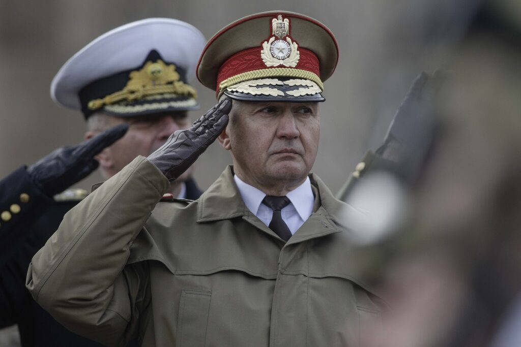 Șeful Armatei Rom&acirc;ne, generalul Gheorghiță Vlad, avertizează: Situația de securitate a Rom&acirc;niei va continua să fie destul de critică. Noi riscuri la Marea Neagră odată cu exporturile de cereale ale Ucrainei. Rusia va intensifica provocările