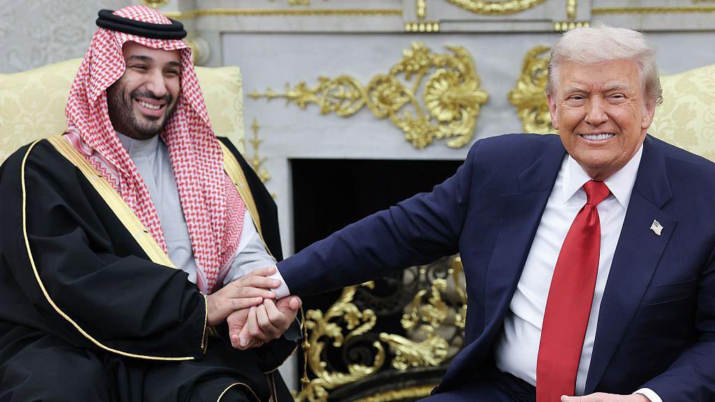 Statele Unite și Arabia Saudită au semnat un acord nuclear fără precedent. Riadul obține dreptul de &icirc;mbogățire a uraniului