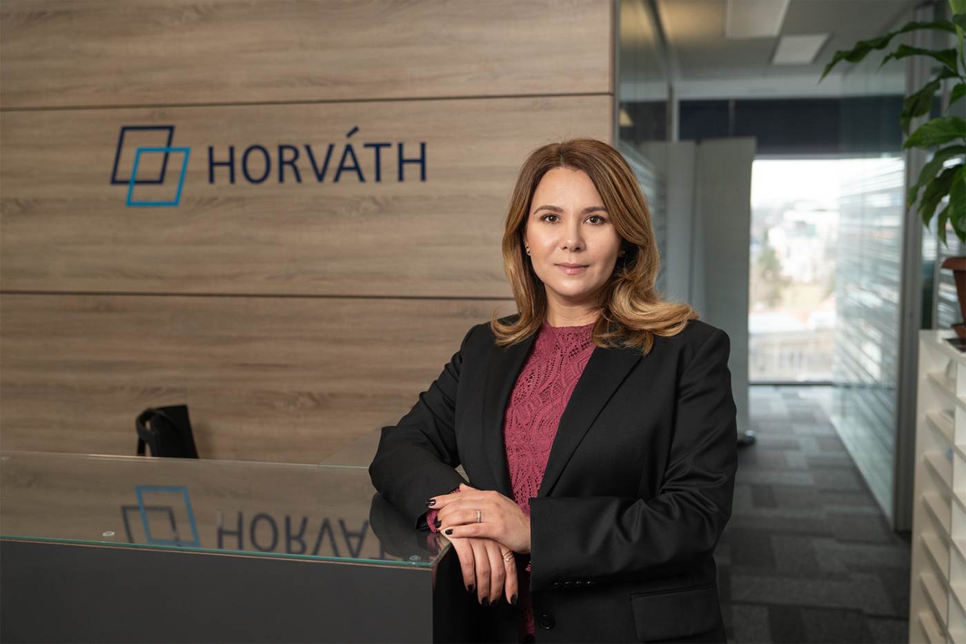 Studiu Horvath: Inteligenţa artificială devine principala prioritate a companiilor