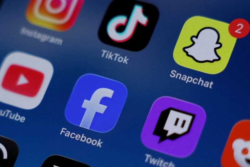 SUA: A intrat &icirc;n vigoare legea care impune platformelor să elimine așa-zisele deepfake cu conținut sexual explicit