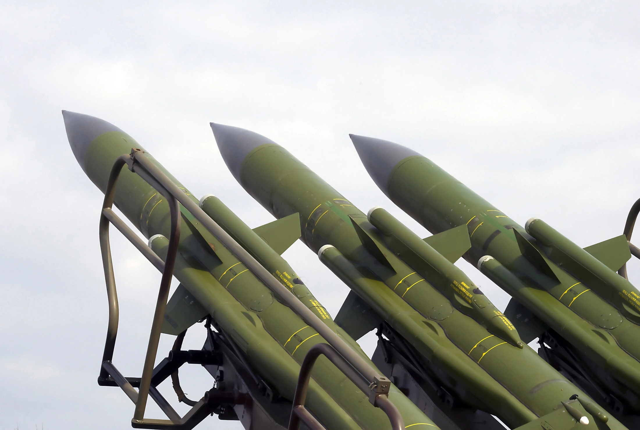 SUA analizează extinderea prezenței nucleare &icirc;n Europa. Noi state NATO ar putea găzdui arme nucleare americane