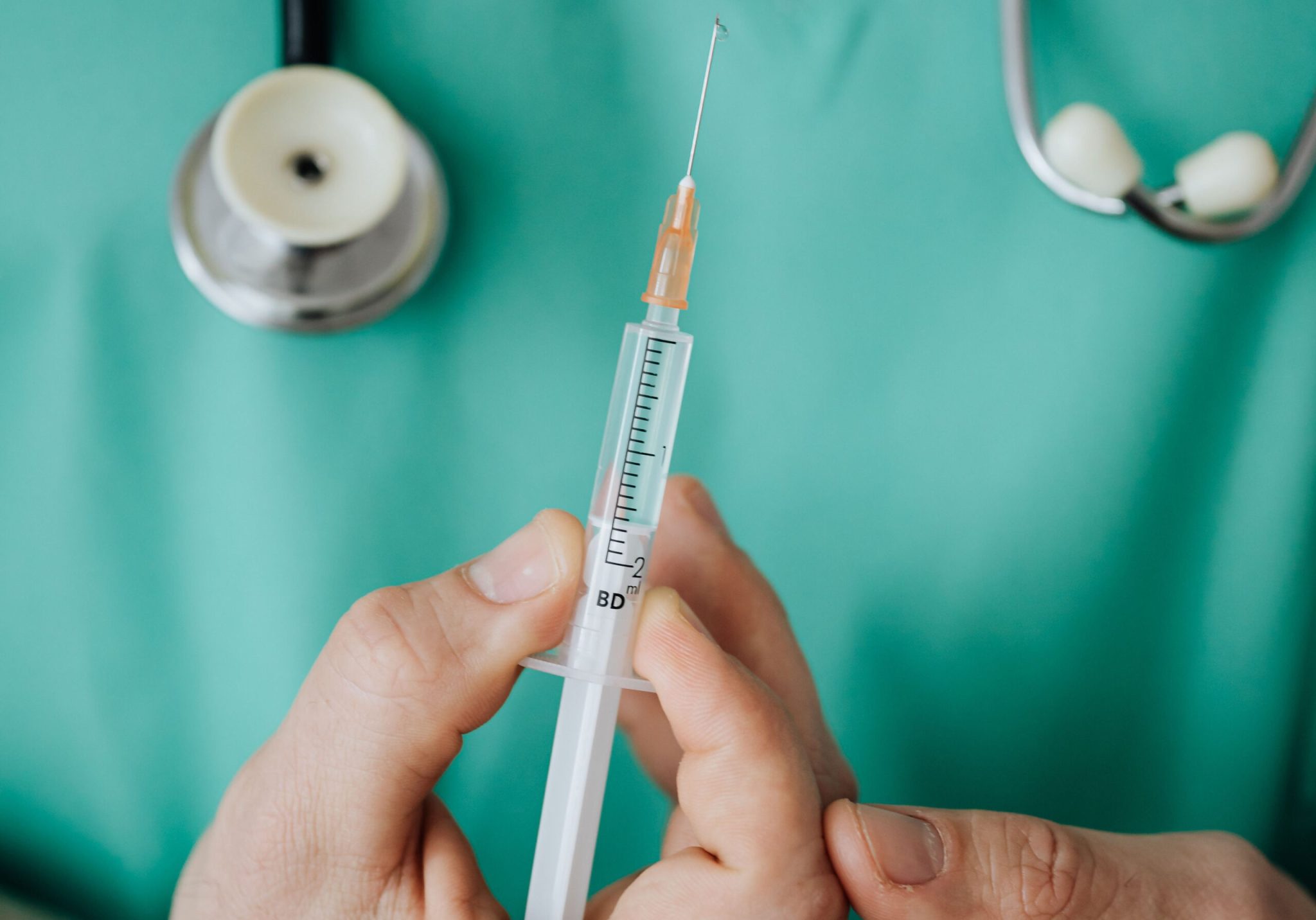 SUA analizează primul vaccin antigripal pe bază de tehnologie mRNA: Moderna cere aprobarea FDA