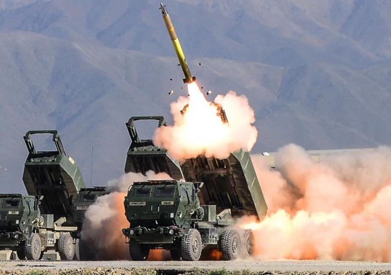 Taiwanul a organizat un exerciţiu cu muniție reală folosind lansatoare americane HIMARS, &icirc;n premieră &icirc;n apele din faţa str&acirc;mtorii