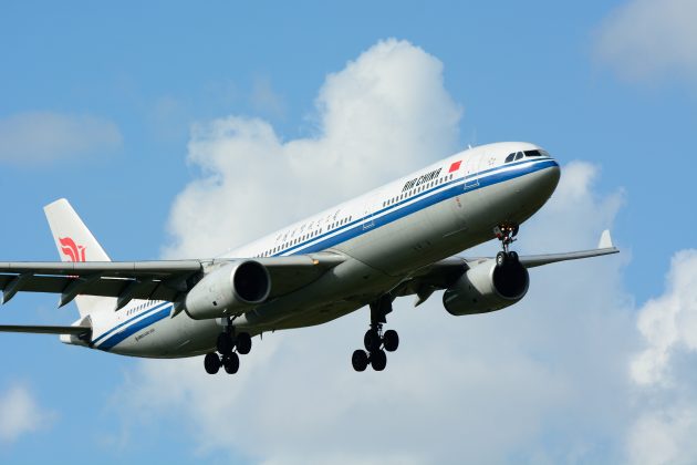 Trei companii chineze vor cumpăra 95 de avioane Airbus la un preț de catalog de 17,8 miliarde de dolari