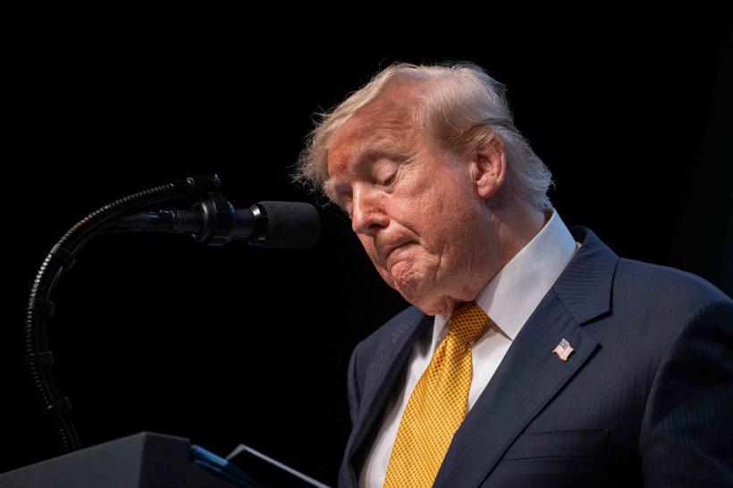 Trump a vrut un acord, Iranul i-a &icirc;ntins o capcană. Șeful Casei Albe, &icirc;nvins &icirc;n &bdquo;Arta Negocierii&rdquo;