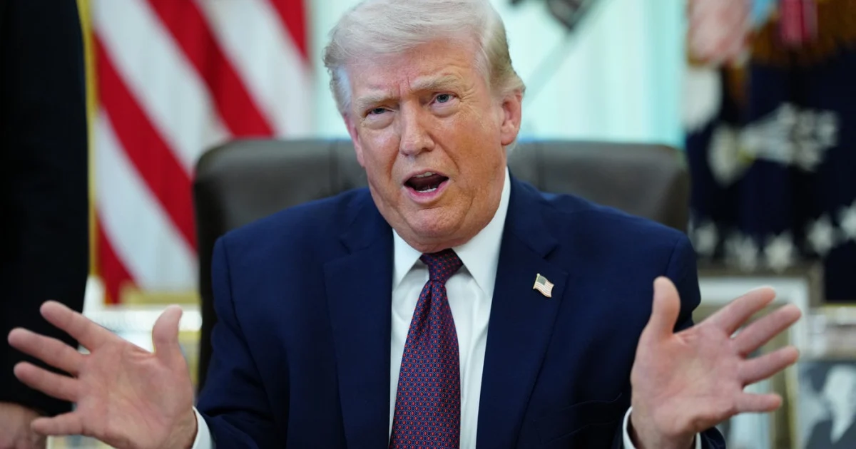 Trump acuză Canada pentru fumul incendiilor ajuns &icirc;n SUA și amenință cu noi tarife