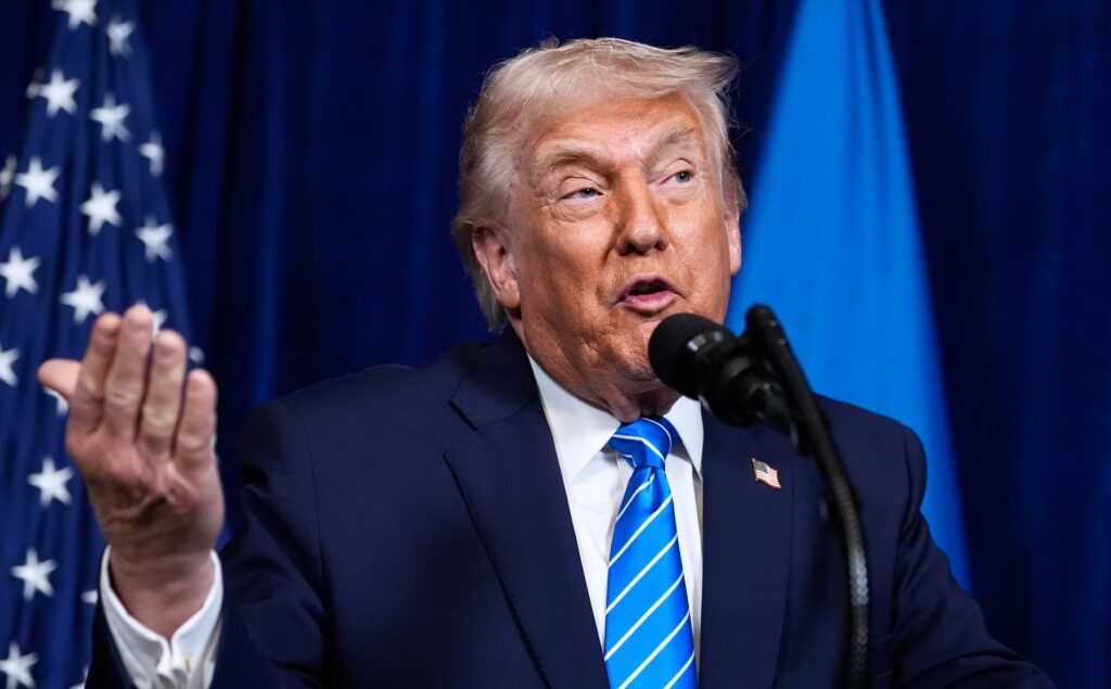 Trump afirmă că acordul cu Iranul stabilește &bdquo;clar&rdquo; că Teheranul nu va deține arme nucleare