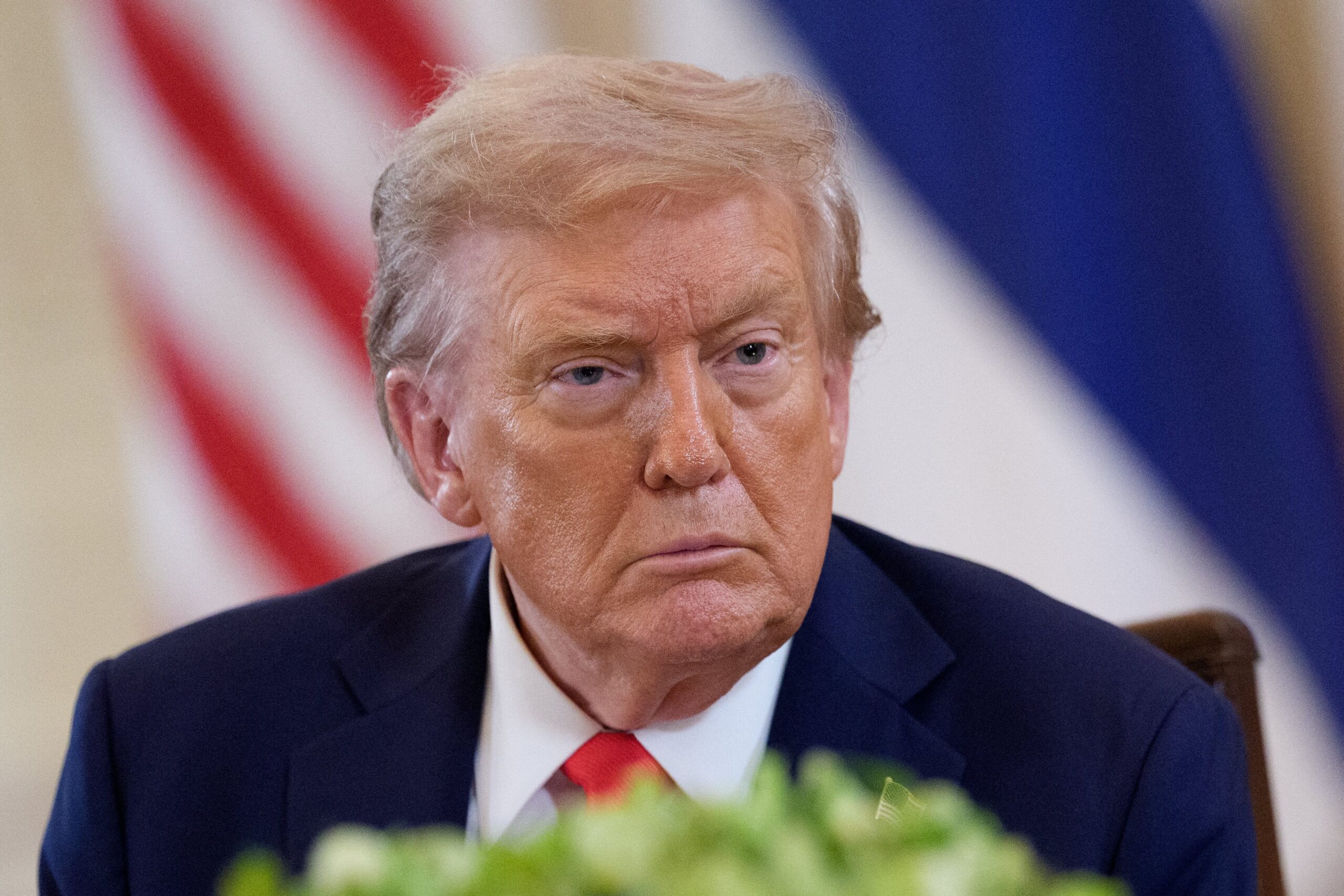 Trump anunță că acordul cu Iranul este finalizat și că Str&acirc;mtoarea Ormuz se redeschide imediat