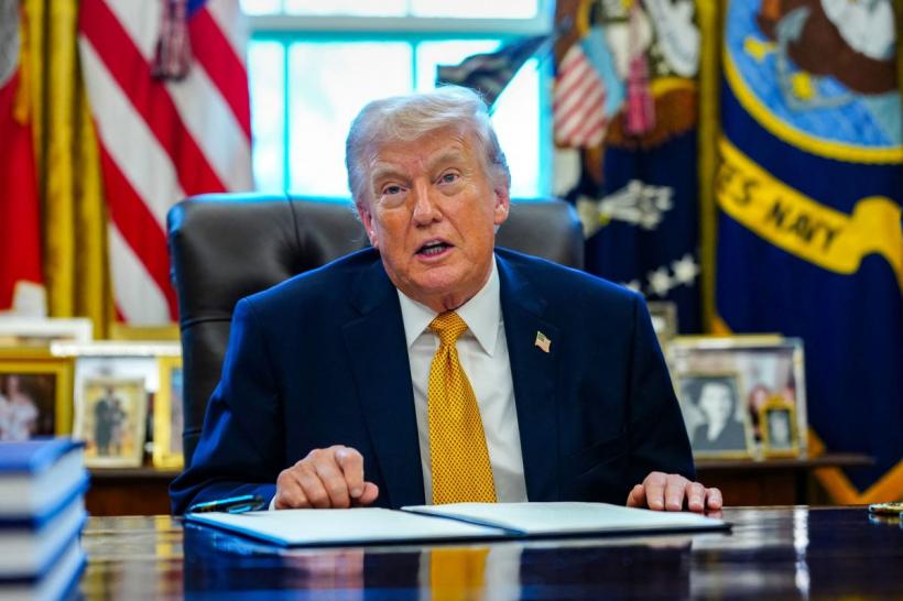 Trump anunță eliminarea taxei pe carburanți pe durată nedeterminată