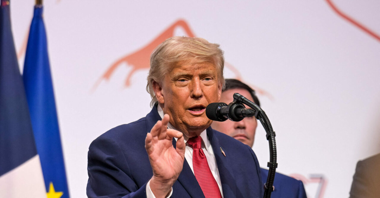 Trump anunță o blocadă totală asupra transporturilor maritime ale Iranului &icirc;naintea &icirc;nt&acirc;lnirii cu premierul Irakului