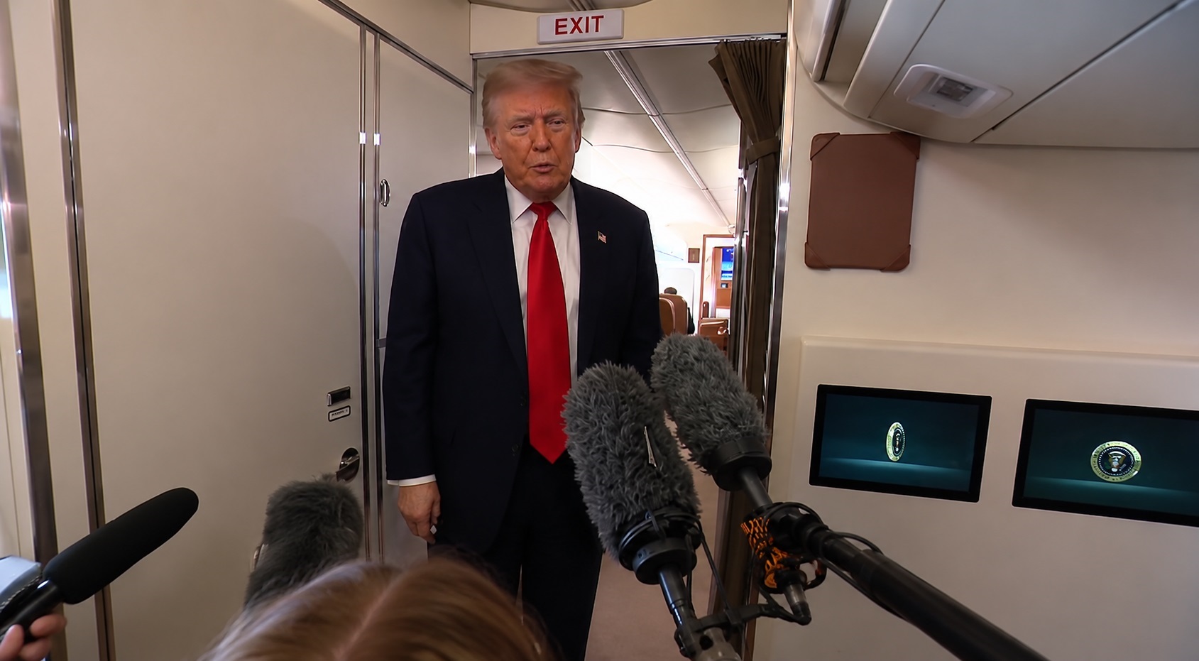 Trump avertizează că atacurile asupra Iranului pot fi reluate. Ce a discutat cu Netanyahu la Washington