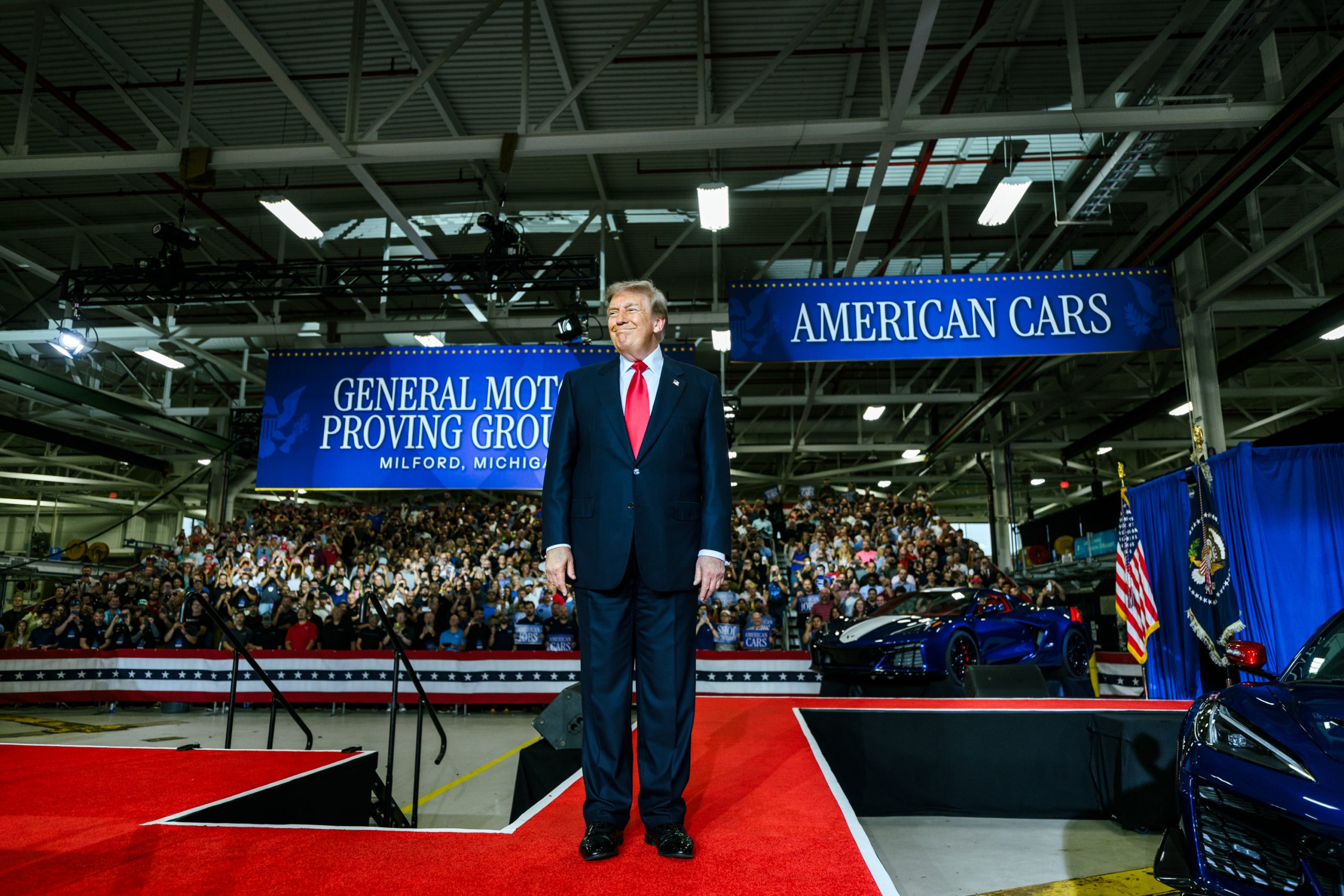 Trump &icirc;i atacă pe democraţi de la tribuna General Motors, &icirc;n perspectiva alegerilor parţiale din noiembrie