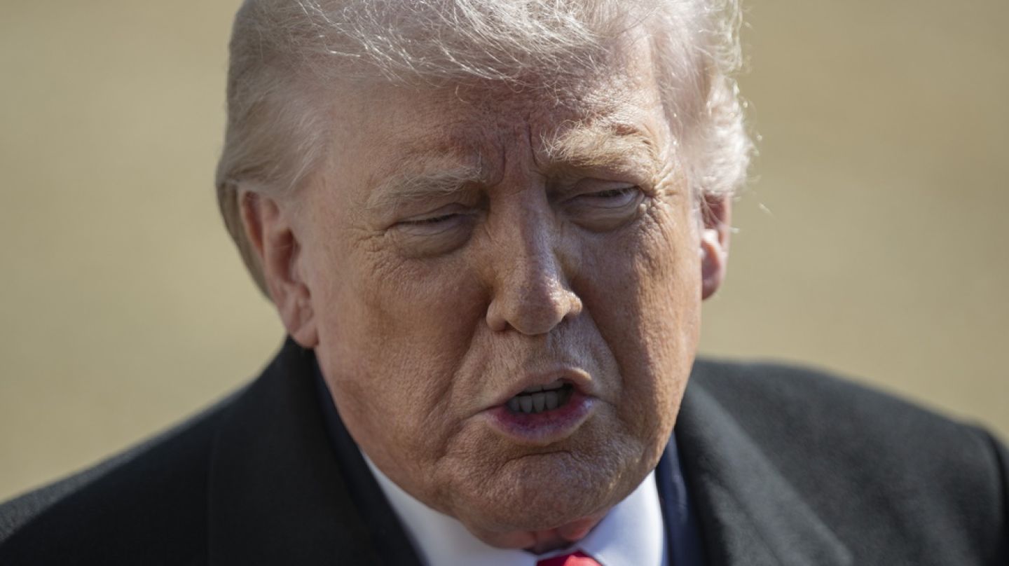 Trump lovește cu noi tarife vamale: aproximativ 60 de state, inclusiv UE și China, sunt vizate
