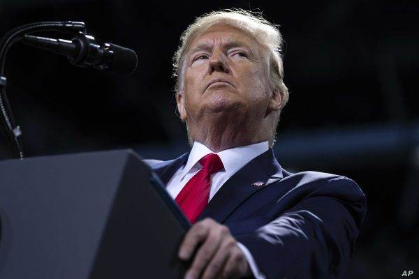 Trump soseşte la Beijing pentru a se întâlni cu Xi Jinping